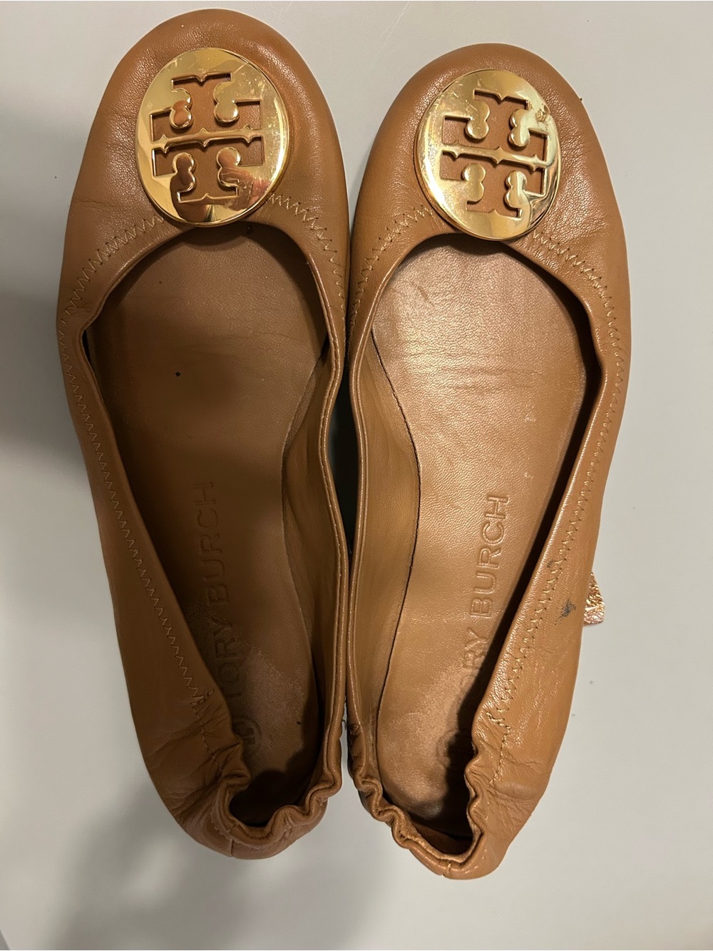 Tory Burch Tan Leather Logo Round-Toe Ballet Flats